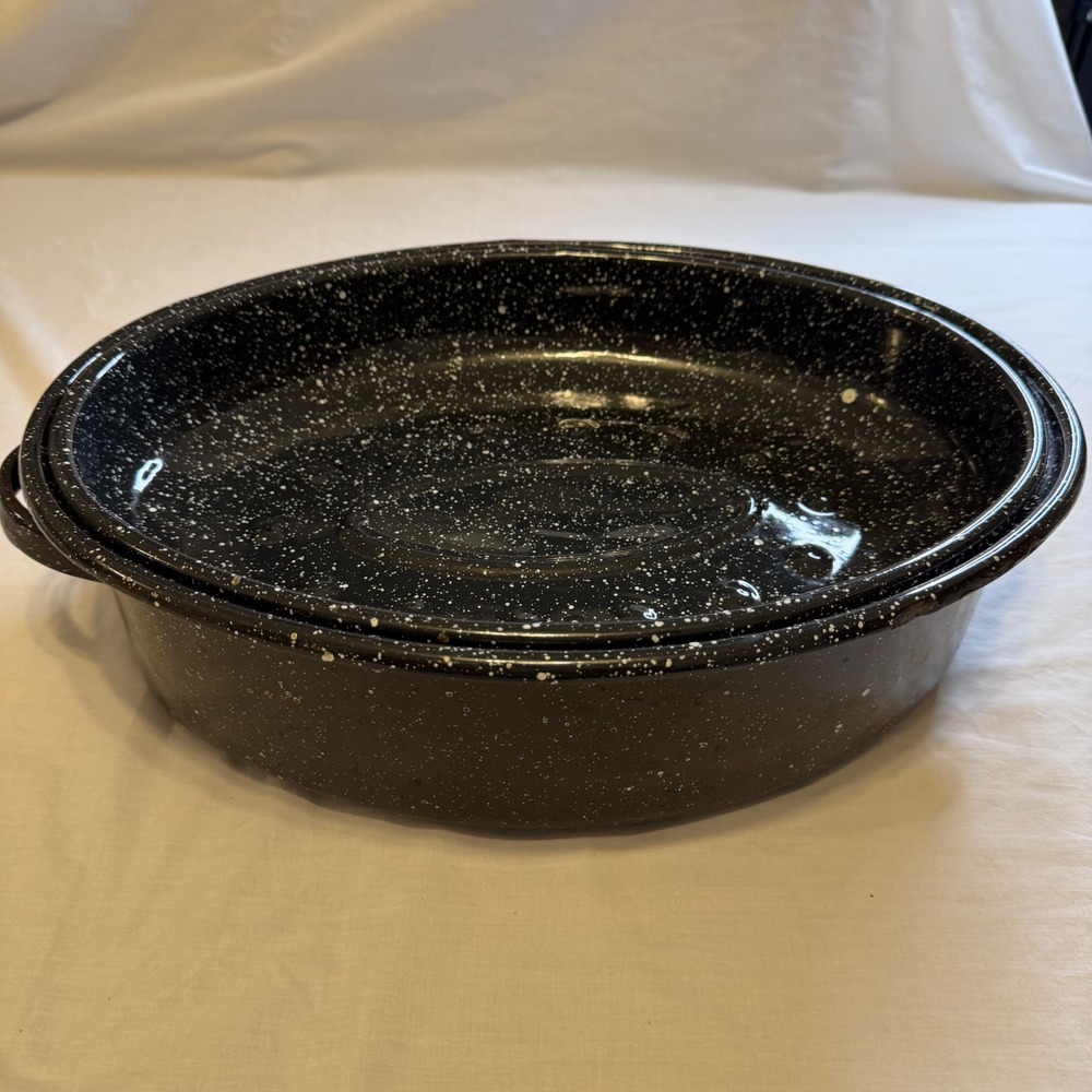 Vintage Black Speckled Enamelware Oval Roasting Pan Large Granite Roaster 16.5in